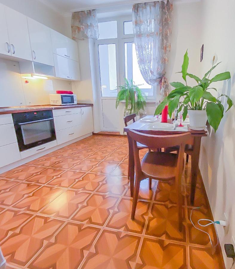 Rent Kiev Apartment 2 Min Metro Chernihivska Extérieur photo
