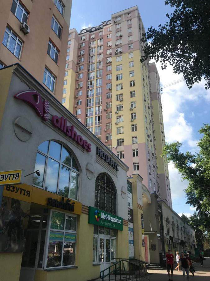 Rent Kiev Apartment 2 Min Metro Chernihivska Extérieur photo